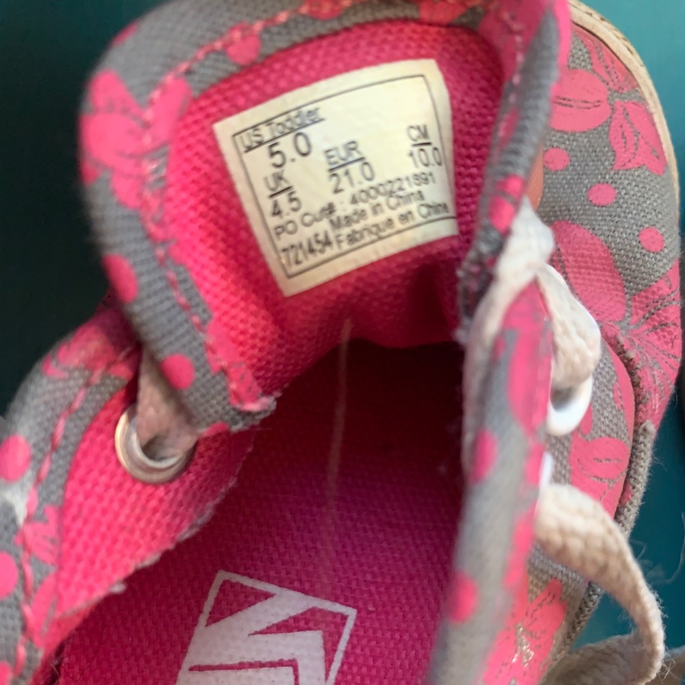 Hawaiian Flower Vans Sneakers - Picture 8 of 9